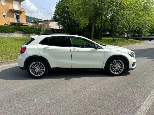 MERCEDES-BENZ GLA 220 CDI Automatic 4Matic Sport
