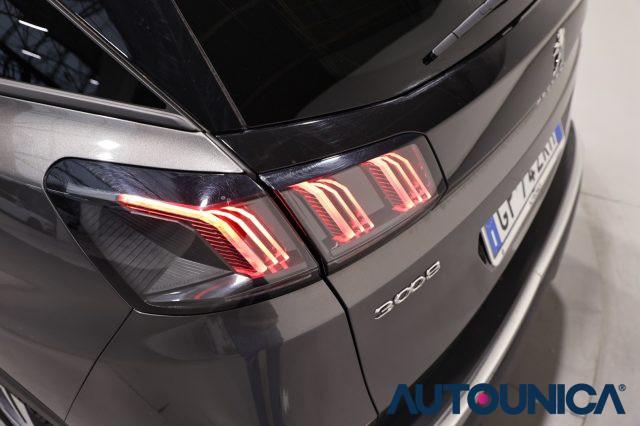 PEUGEOT 3008 HYBRID4 300 E-EAT8 ALLURE PACK PLUG-IN