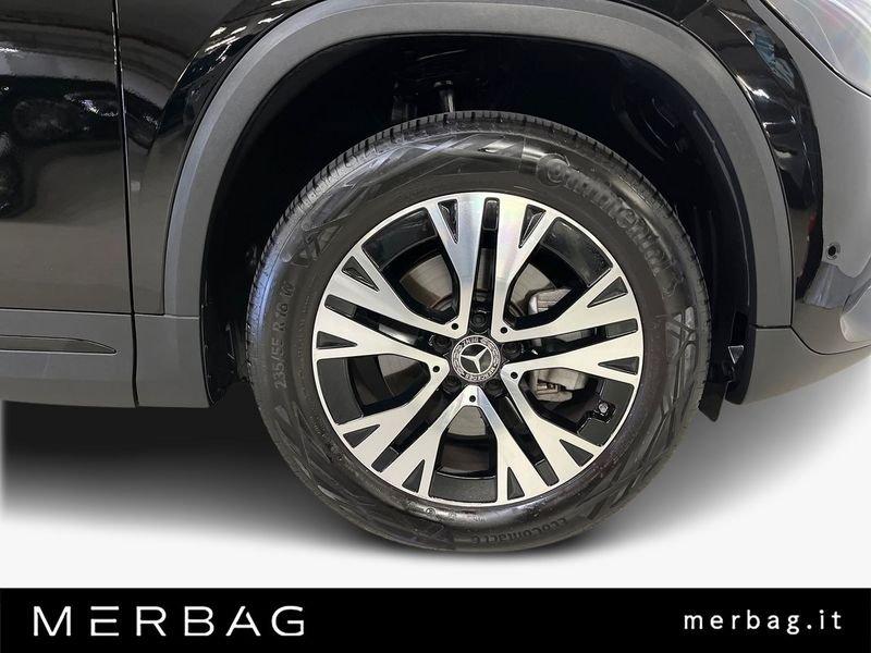 Mercedes-Benz GLA 180 d Automatic Business Extra night