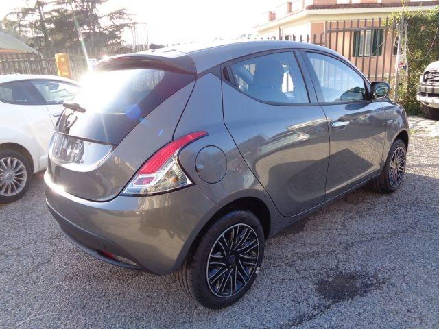 LANCIA Ypsilon 1000 HYBRID ORO 70CV 5 POSTI ITALIA