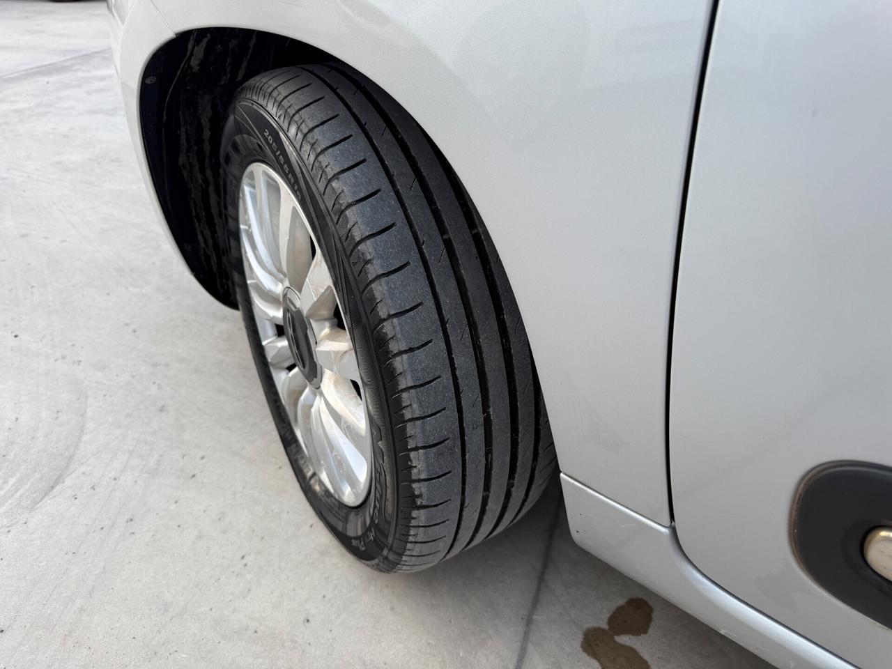 FIAT 500L 2015 1.3 MULTIJET 85 CV *TAGLIANDATA