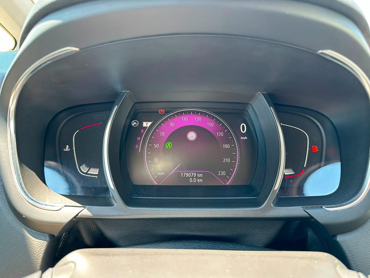 RENAULT SCENIC dCi 8V 110 CV EDC Energy Bose