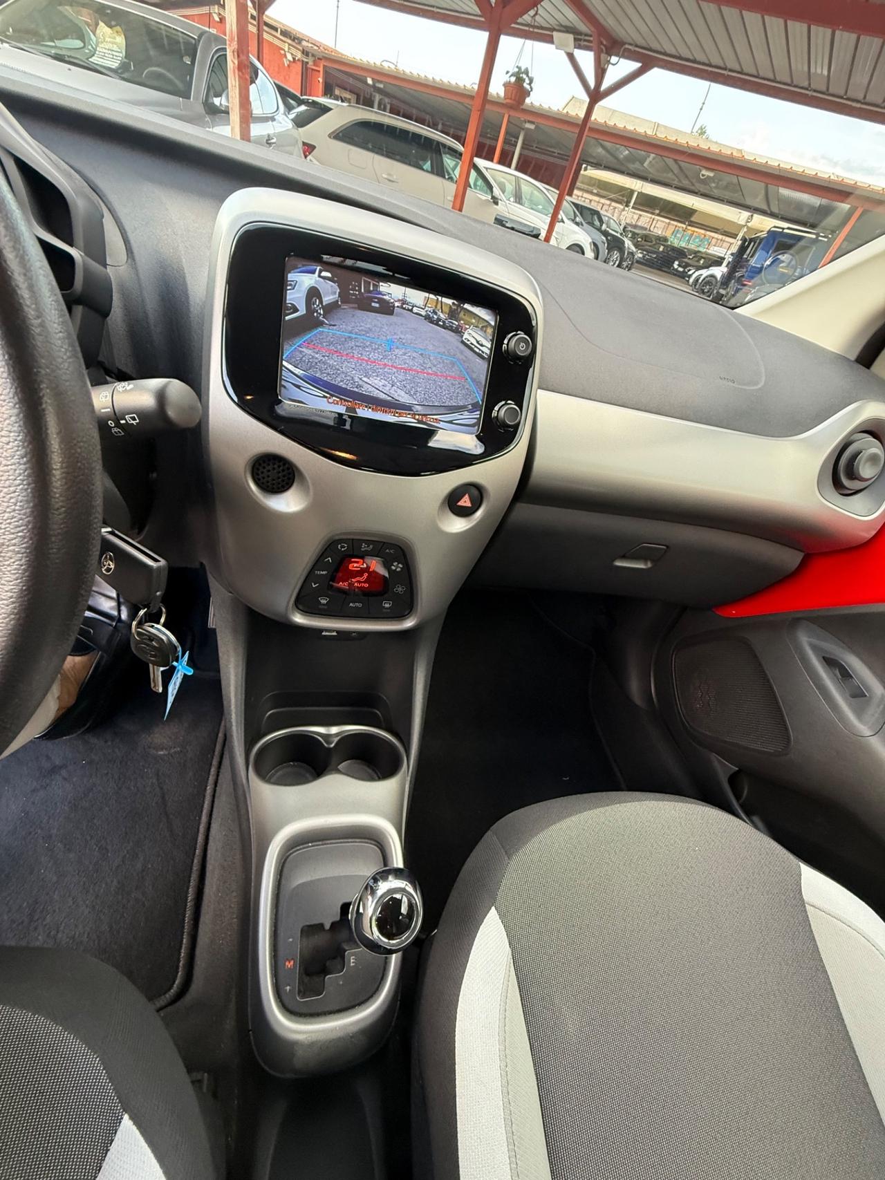 Aygo 1.0 ( 25 mila km ) unipro-automatica-neopatentati