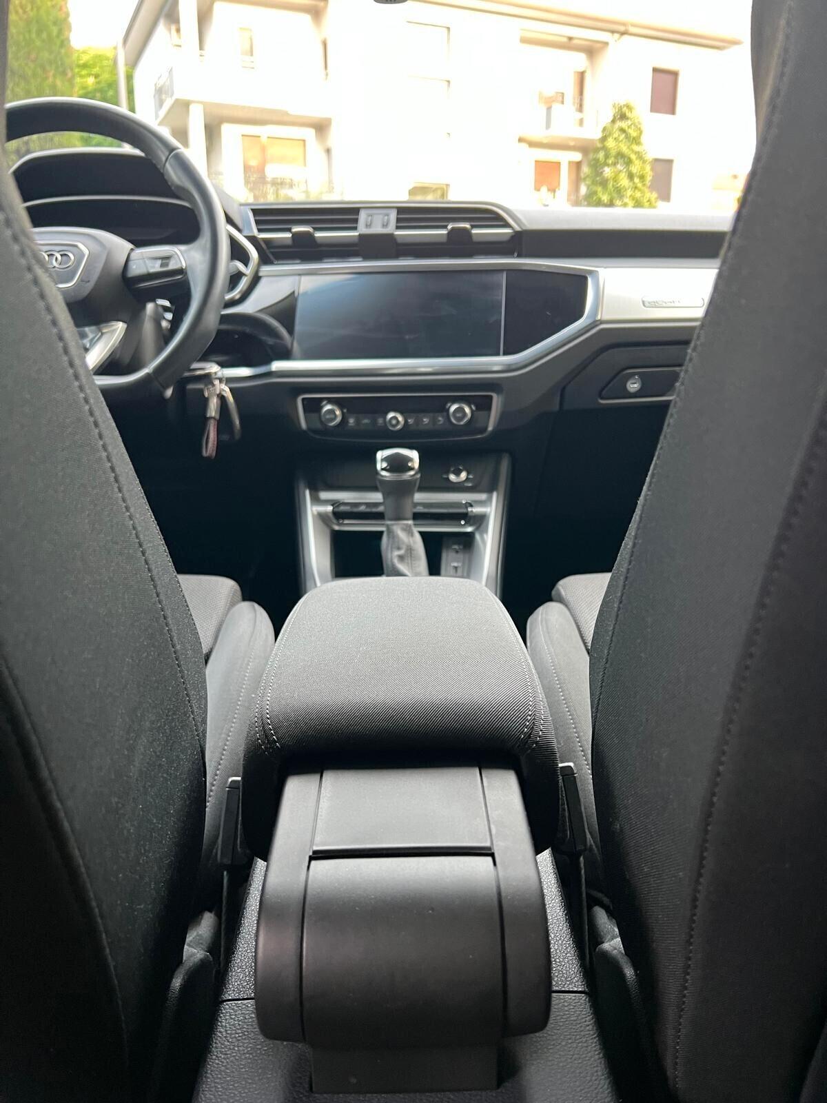 AUDI Q3 SPB 40 TDI quattro STRONIC SLINE EDITION