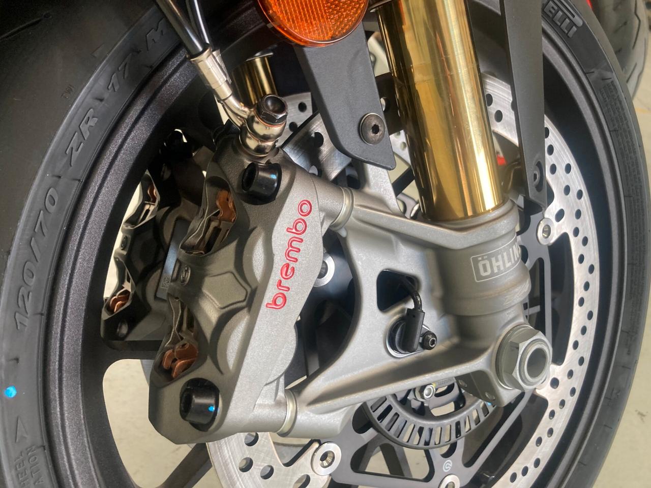 Aprilia RSV4 Factory 2025