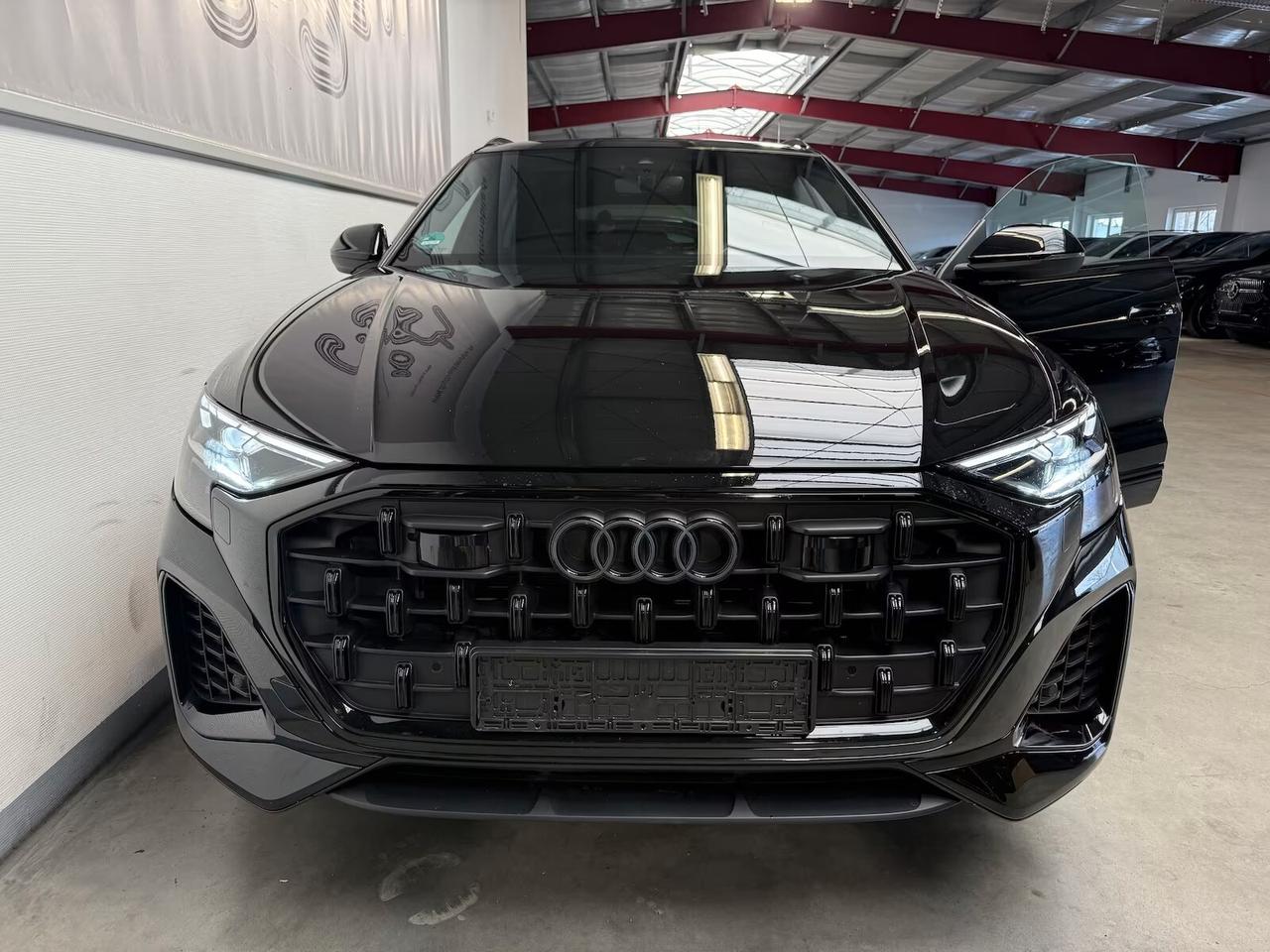 Audi*Q8*50TDI*286CV*QUATTRO*S-LINE*HEAD-UP*TETTO*SOFTCL.*B&O*23"*MATRIX*