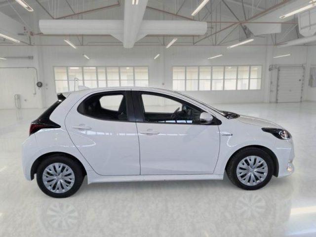 TOYOTA Yaris 1.5 Hybrid 5P AUTOMATICA