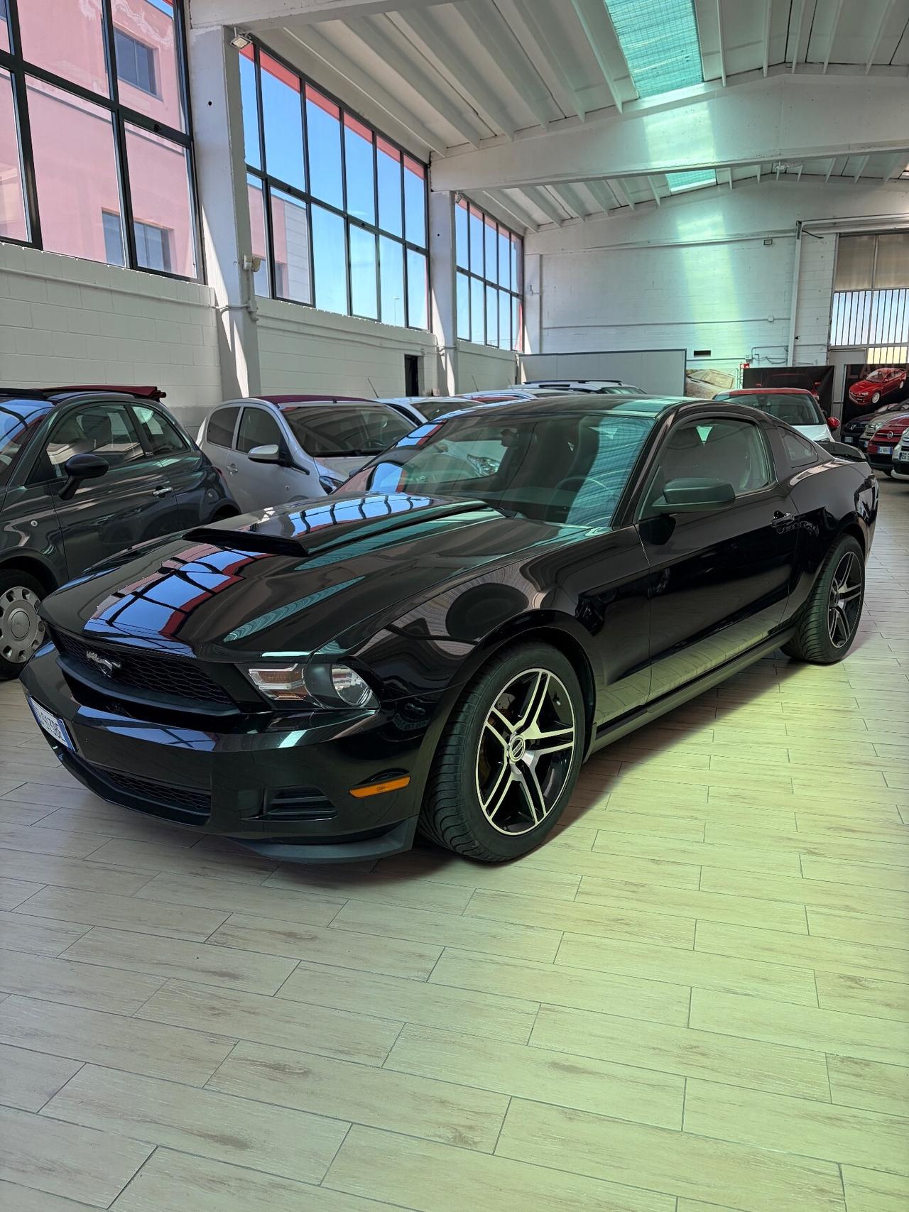 Ford Mustang Ford Mustang 3.7 V6 305Cv