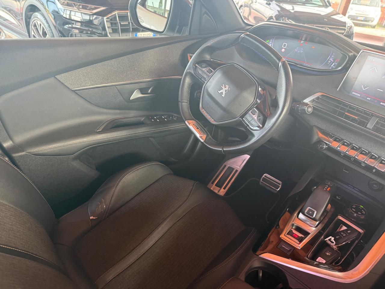 Peugeot 3008 1.5 Diesel - Neopatentati - Automatico