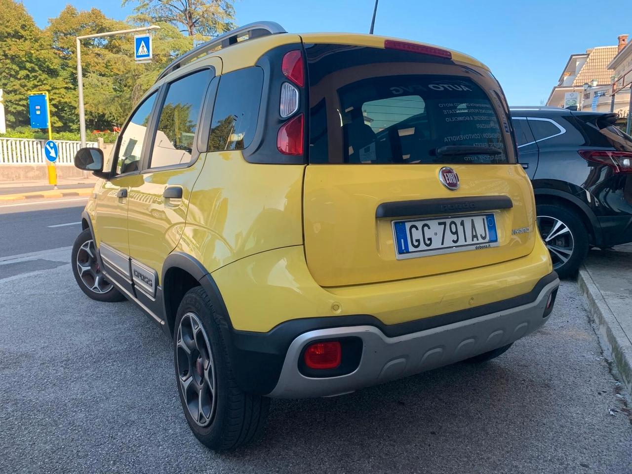 Fiat Panda 1.0 FireFly Hybrid CityCross 5p. Unicop.