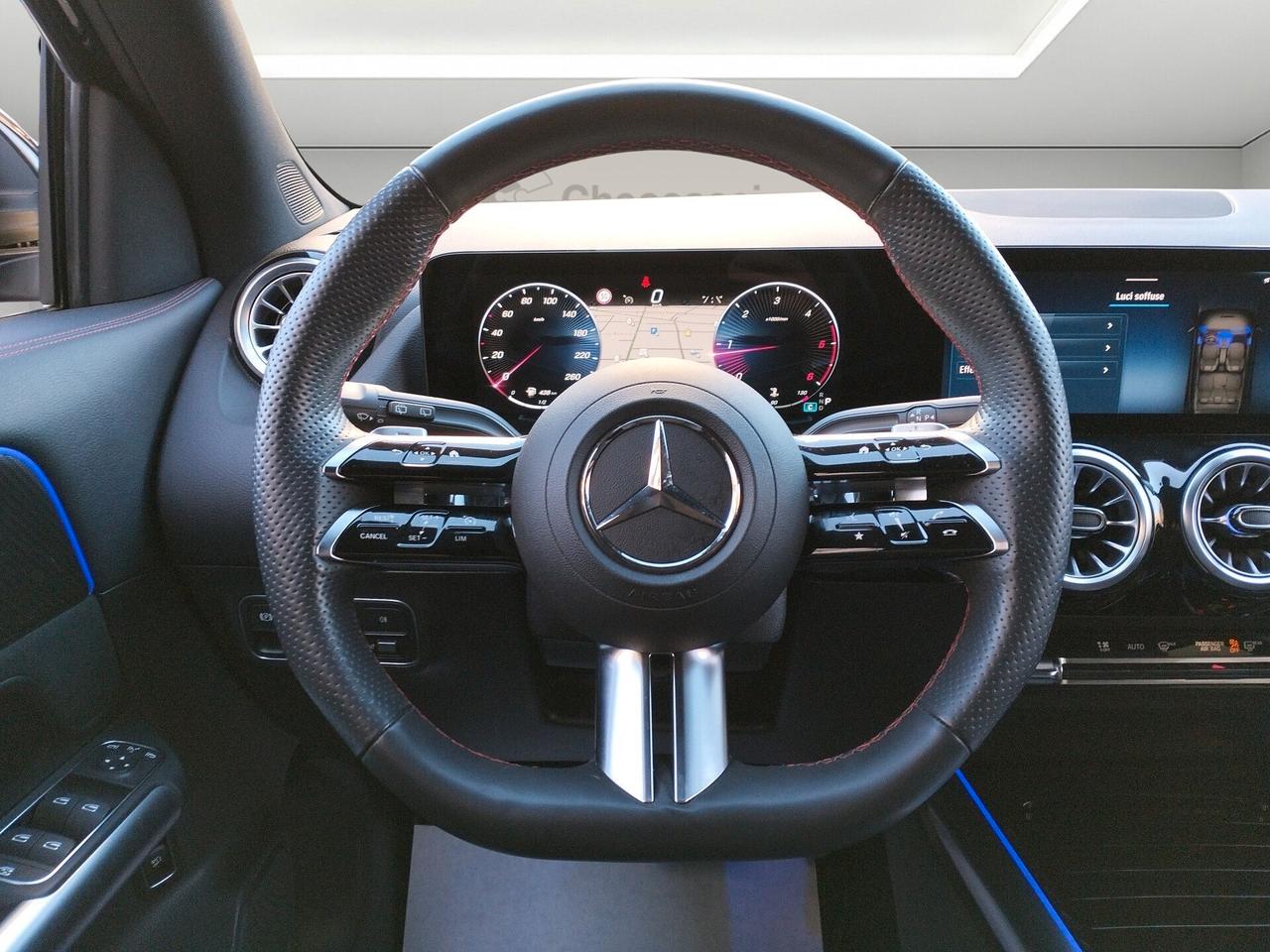 Mercedes-Benz GLA 200 d AMG Line Premium auto * SOLI 22.000 KM *