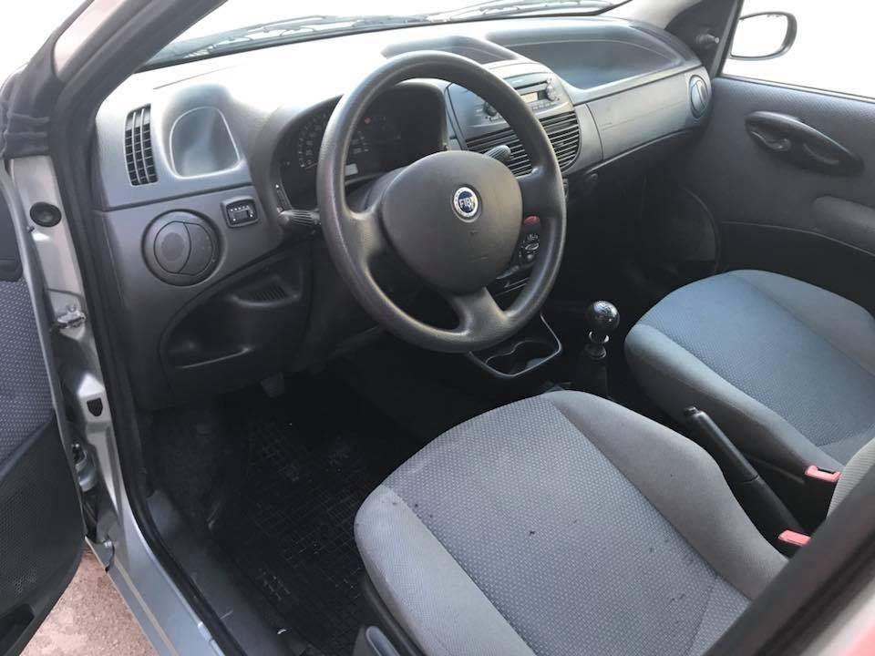 Fiat Punto 1.2 5 porte Active Natural Power