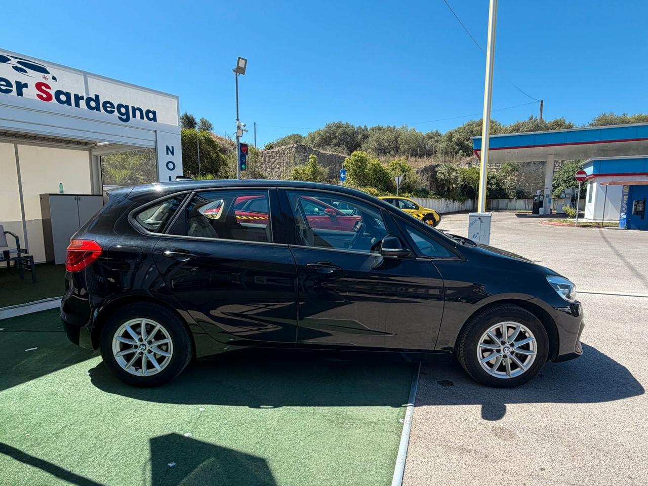 Bmw 2er Active Tourer 218d Advantage