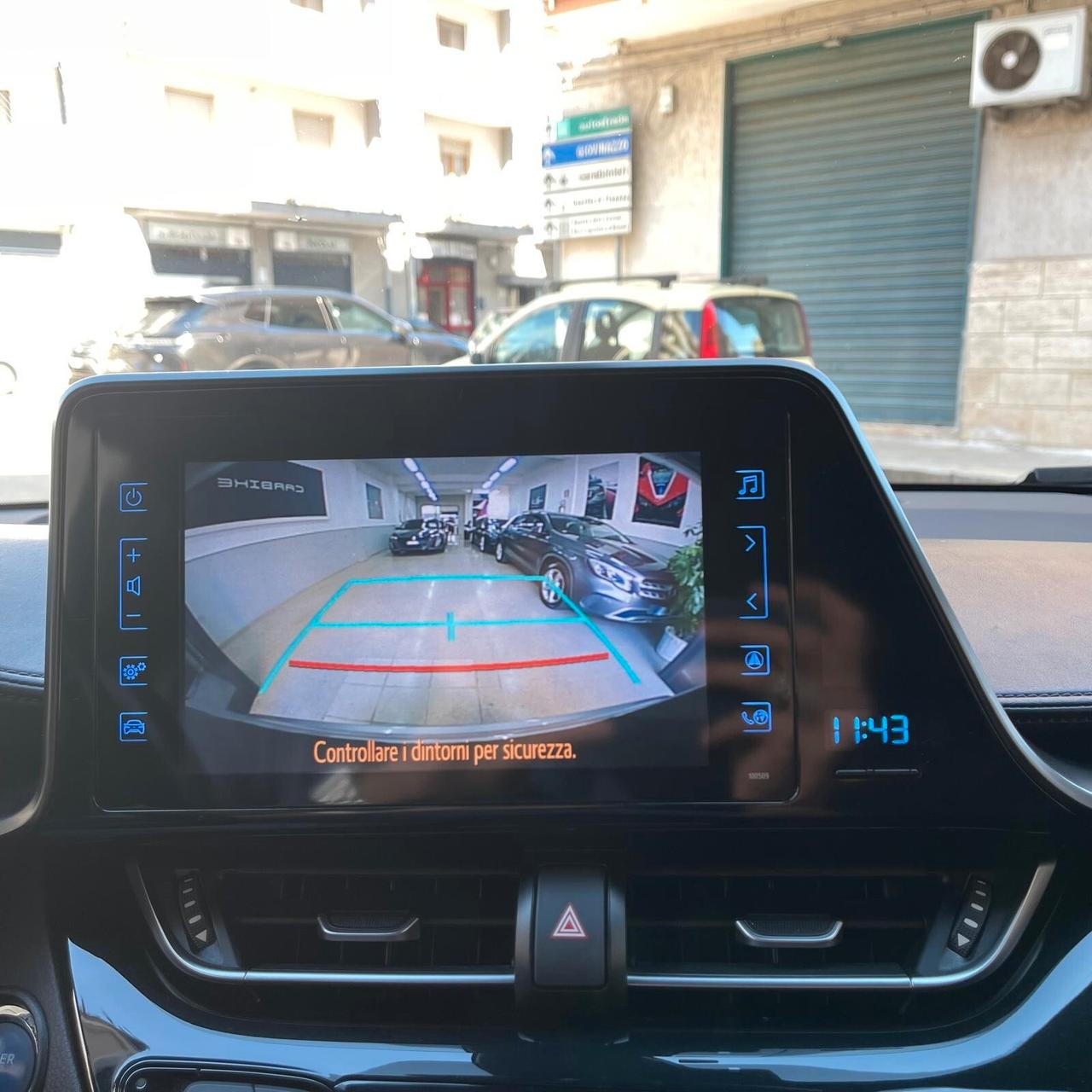 Toyota C-HR 1.8 Hybrid E-CVT Business