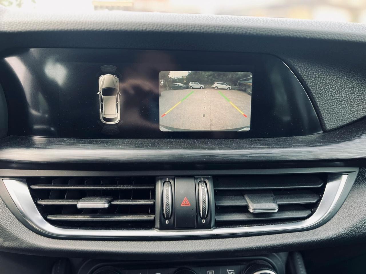 Alfa Romeo Stelvio 2.2 Turbodiesel 210 CV AT8 Q4 Super