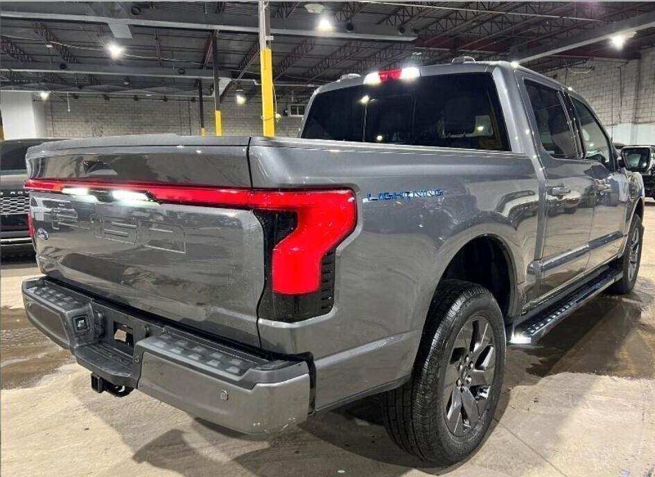 Ford F 150 LIGHTNING AWD SUPERCREW XLT/LARIAT
