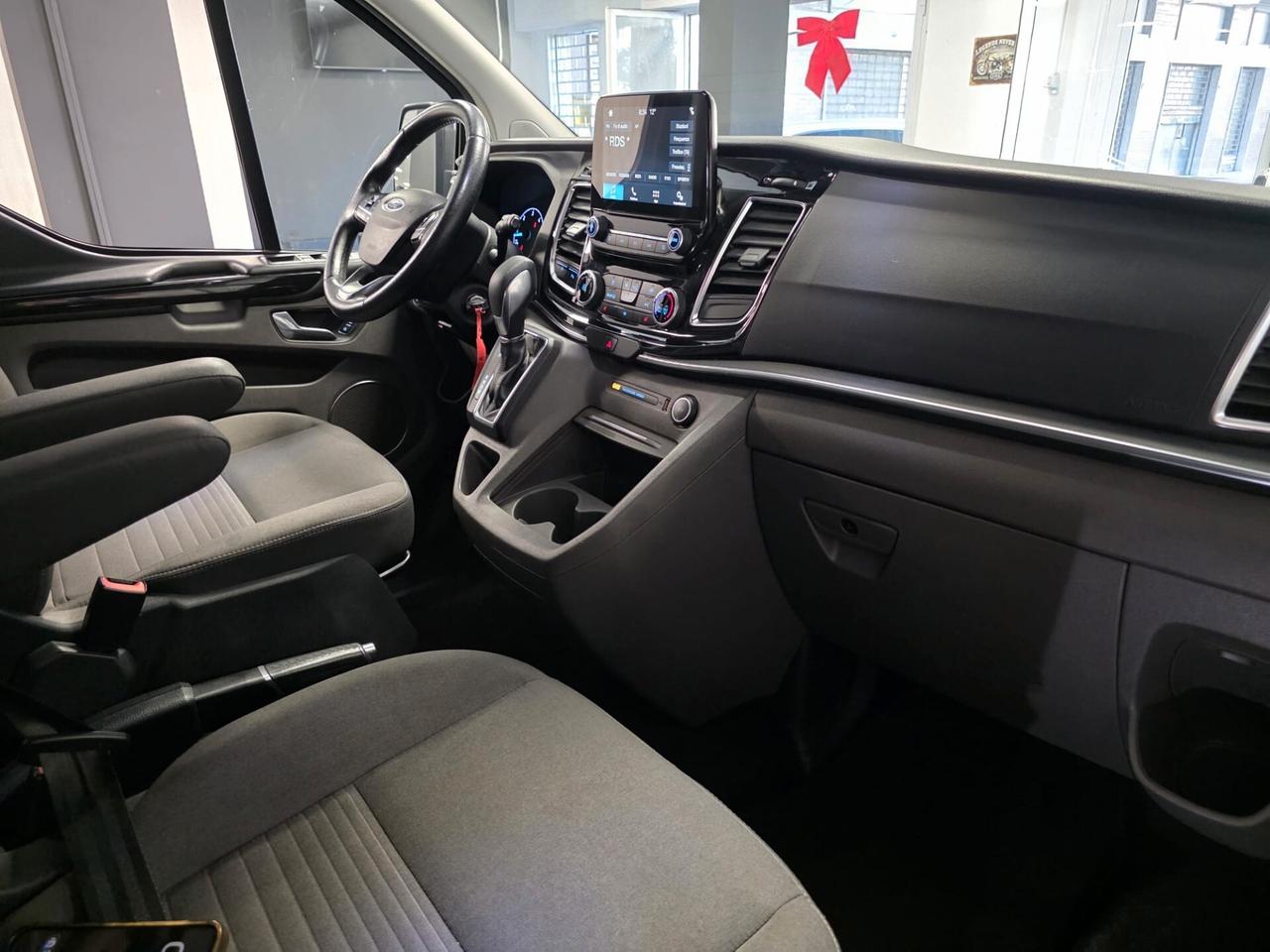 Ford Tourneo Custom 310 2.0 TDCi 170CV PL Titanium