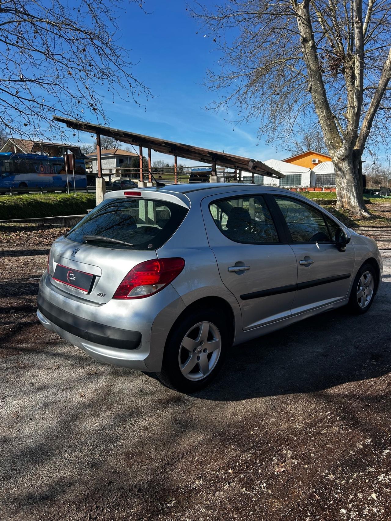 Peugeot 207 1.4 8V 75CV 5p. Energie Sport ECO GPL