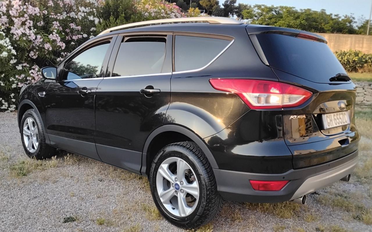 Ford Kuga 2.0 TDCI 120 CV 2WD Titanium