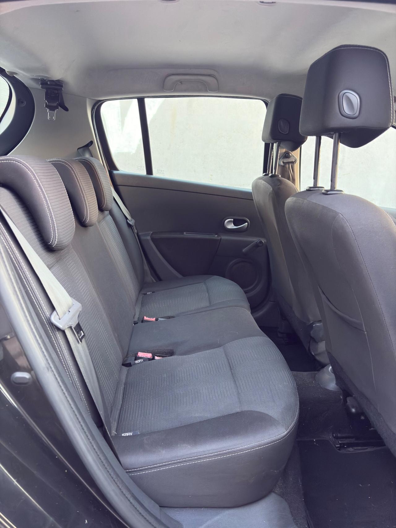 Renault Clio 1.2 benzina 75cv 5 porte