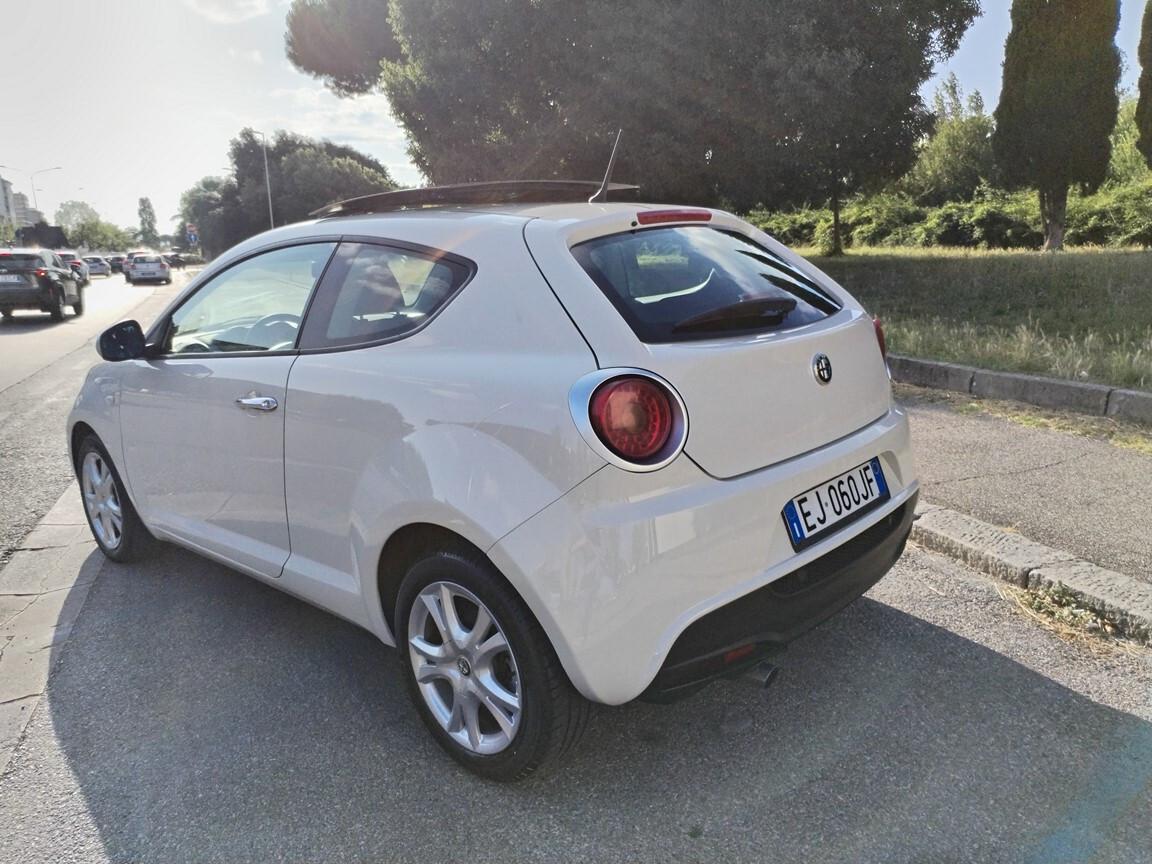 Alfa Romeo MiTo 1.4 78 CV 8V 31000km tetto elettrico panoramico 6/2011