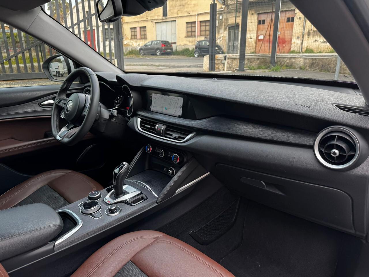 Alfa Romeo Stelvio 2.2 Turbodiesel 160 CV AT8 RWD Super