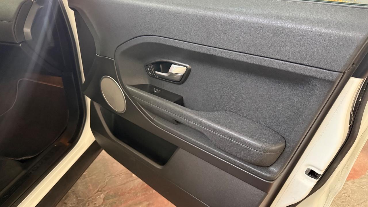 Land Rover Range Evoque 2.2 TD4 5p. Prestige