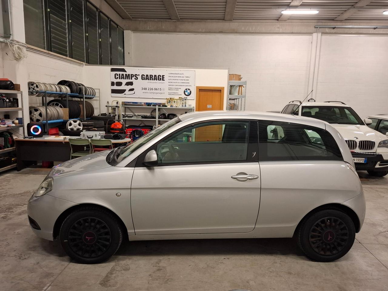 Lancia Ypsilon 1.2 Versus