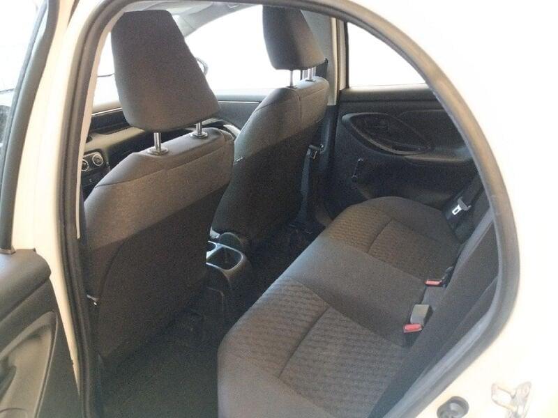 Toyota Yaris 1.0 5 porte Active