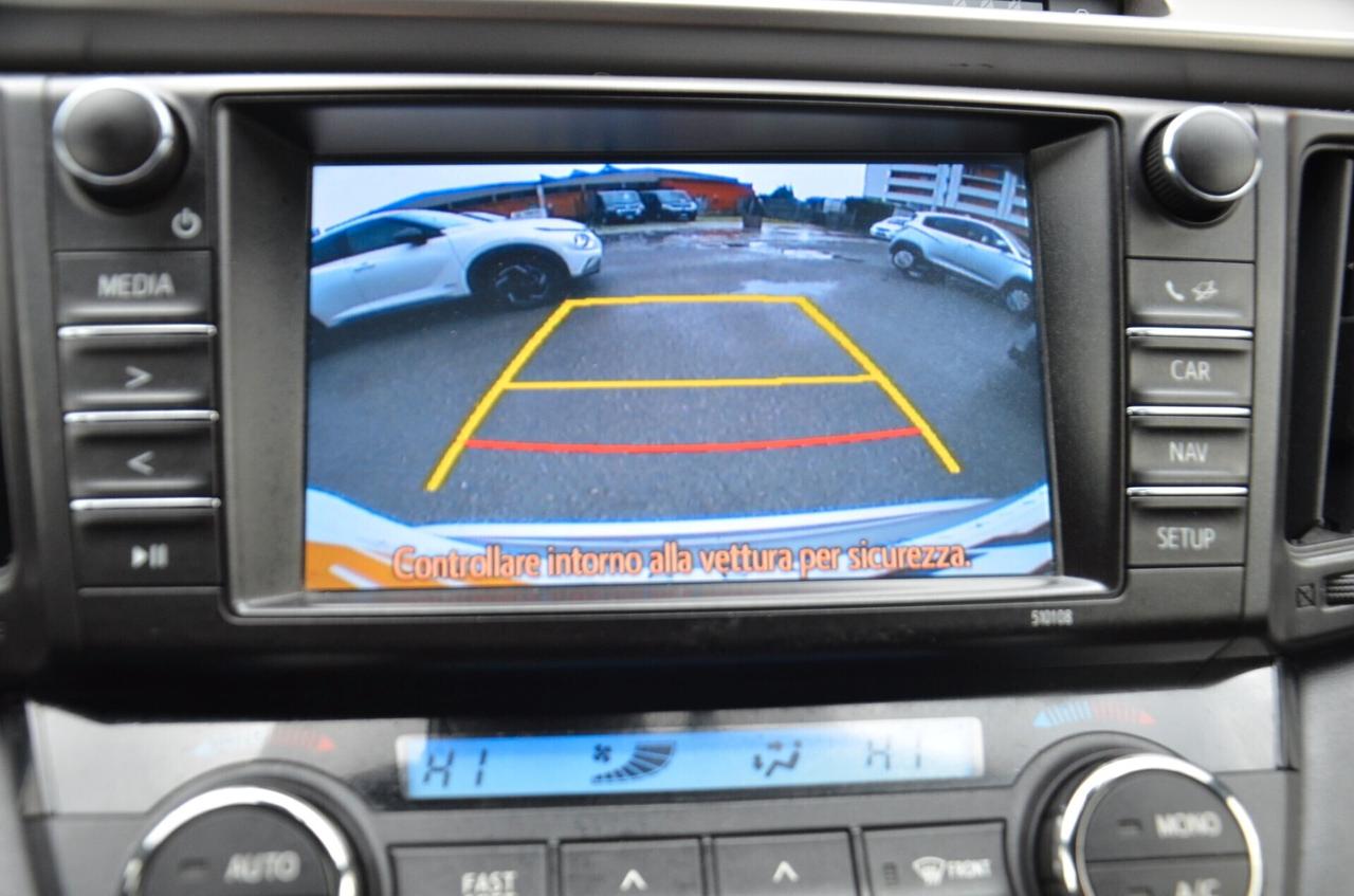 Toyota RAV 4 2.5 Hybrid 2WD Style