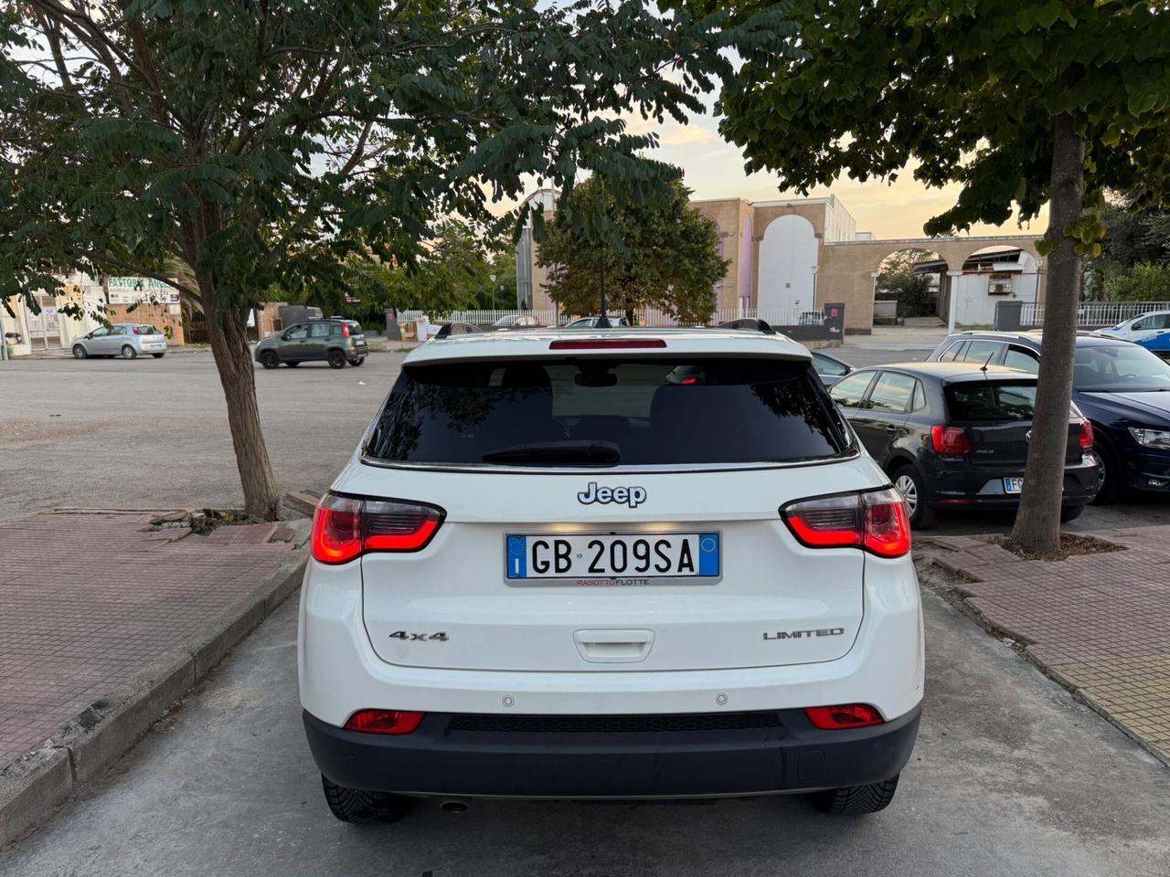 Jeep Compass KM. 98.000 2.0 aut. 4WD
