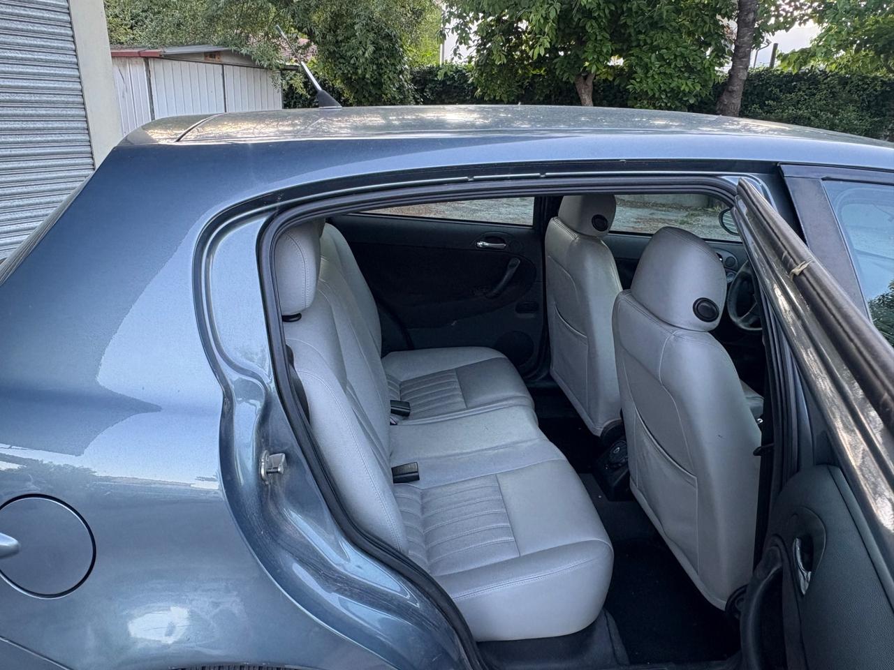 Alfa Romeo 147 1.9 JTD 16V cat 5 porte Distinctive