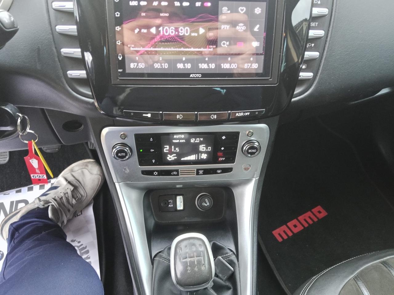 Lancia Delta 1.4 Gold Ecochic GPL 2012