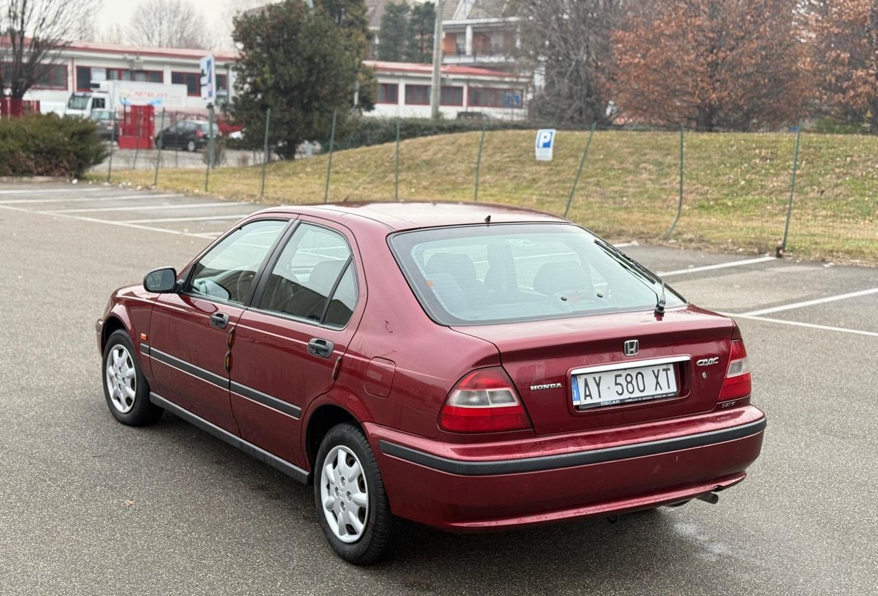 Honda Civic 1.4i 16V cat 5 porte
