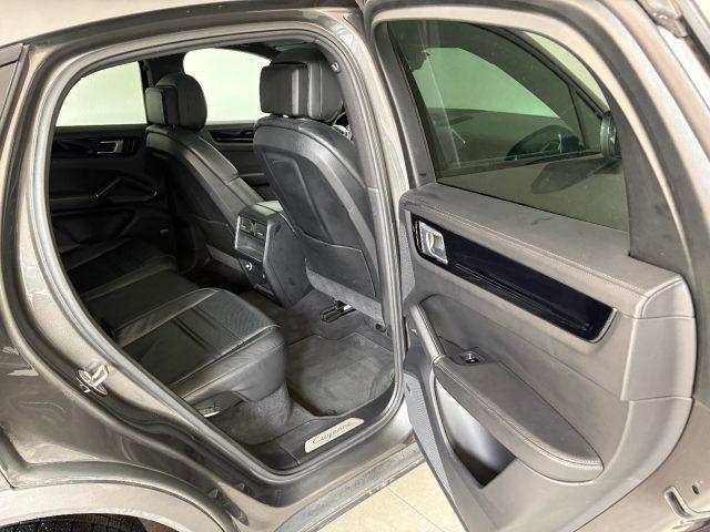 PORSCHE Cayenne Coupé 3.0 V6 E-Hybrid