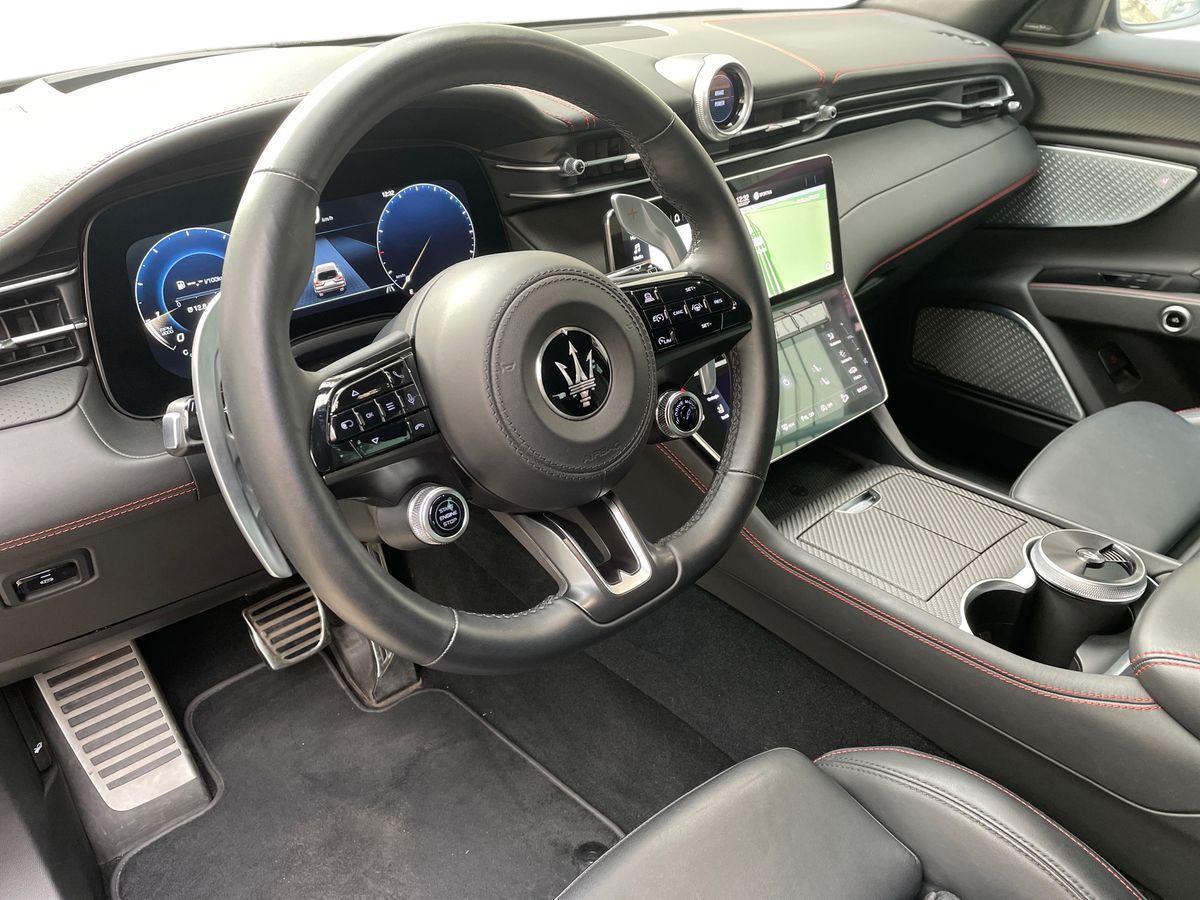 MASERATI Grecale 3.0 V6 Trofeo 530cv auto