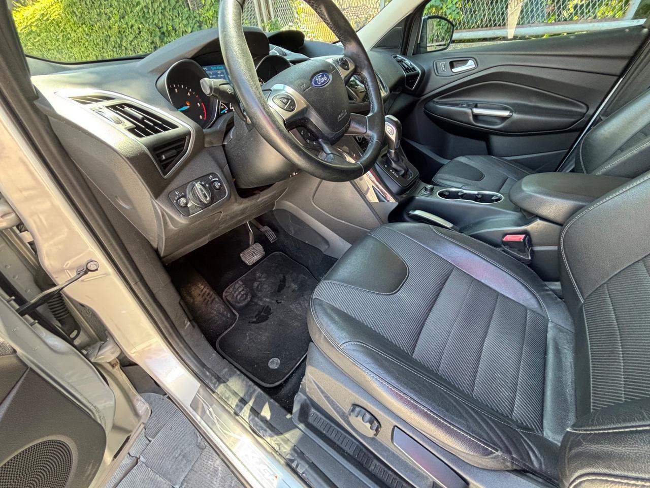 Ford Kuga 2.0 TDCI 163 CV 4WD Powershift Titanium