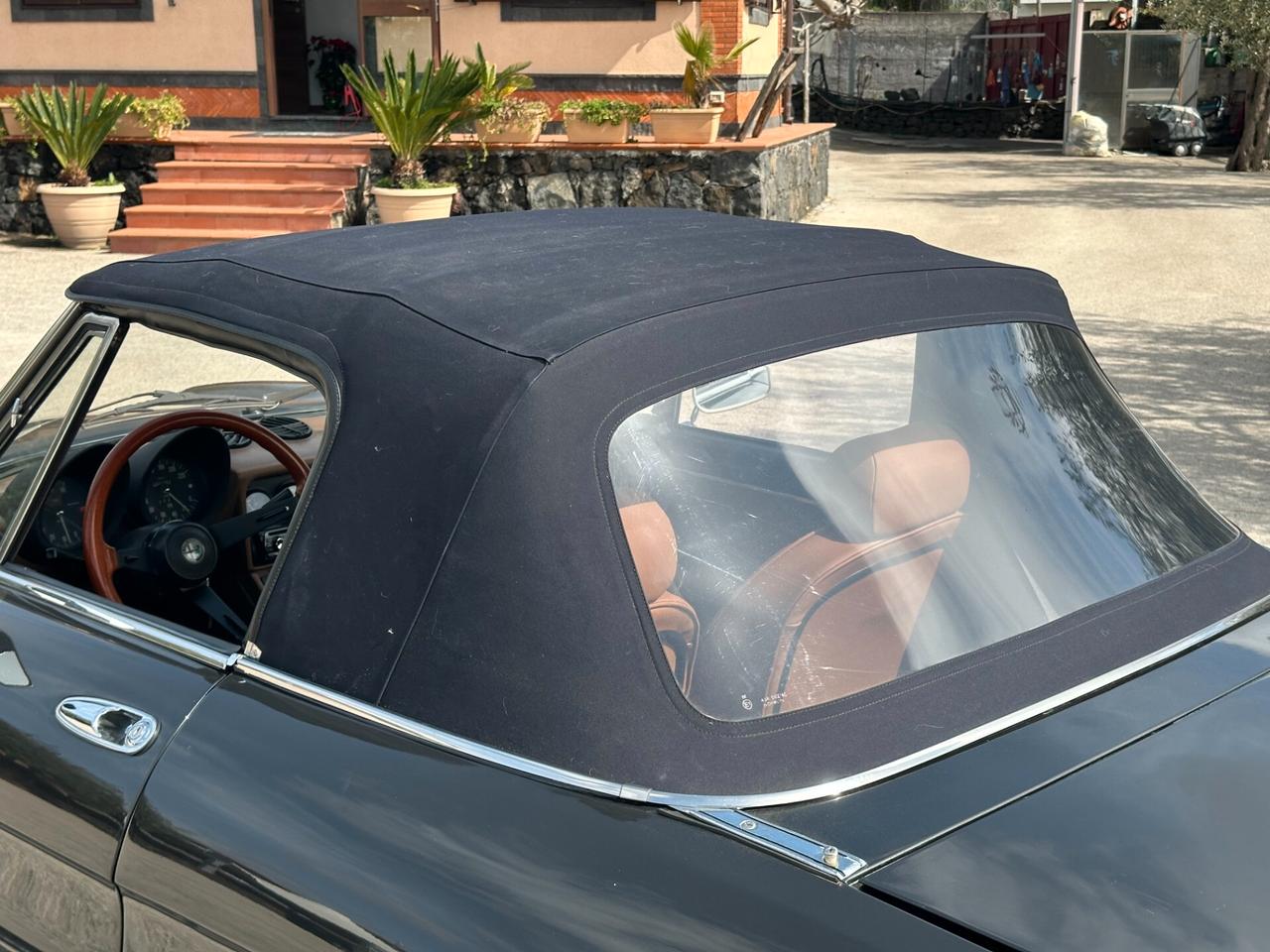 Alfa Romeo Spider 2.0 – 1984 Unico Proprietario