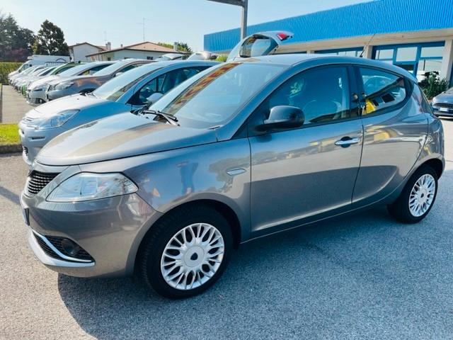 Lancia Ypsilon 1.3 MJT 16V 80 CV 5 porte S&S Gold