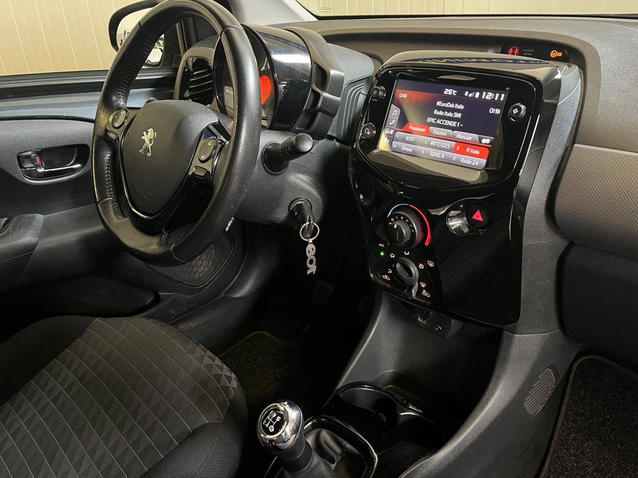 Peugeot 108 VTi 72 S&S 5 porte Allure