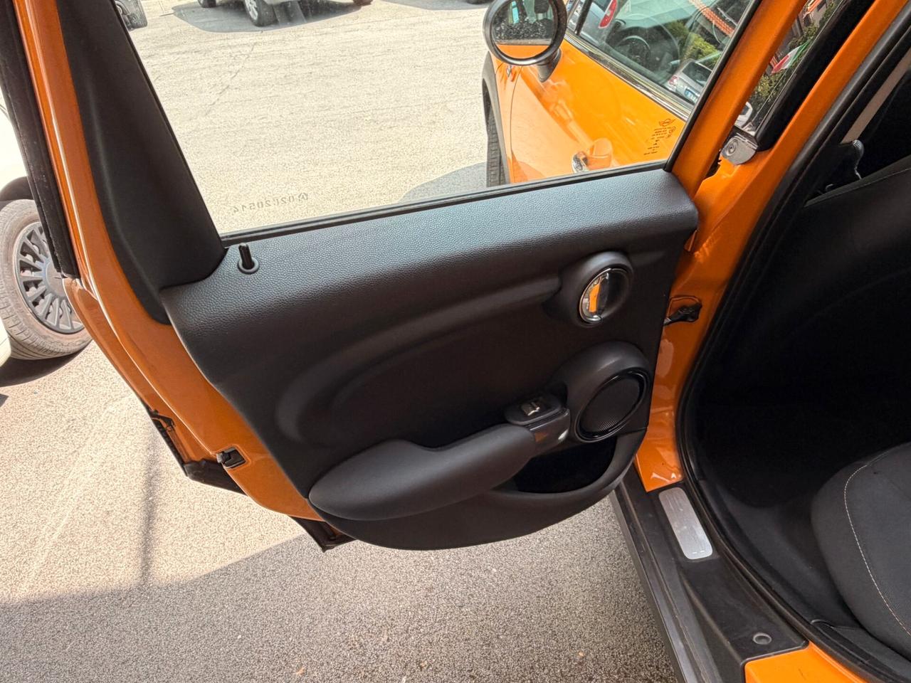 Mini 1.2 One 5 porte bellissima city car