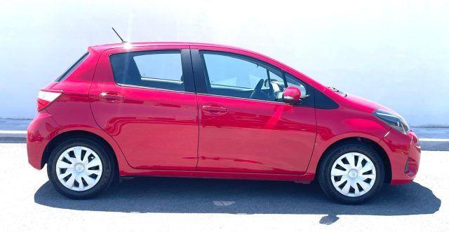 TOYOTA Yaris 1.0 BENZ 72 CV 5 porte Cool ADATTA A NEOPATENTATI