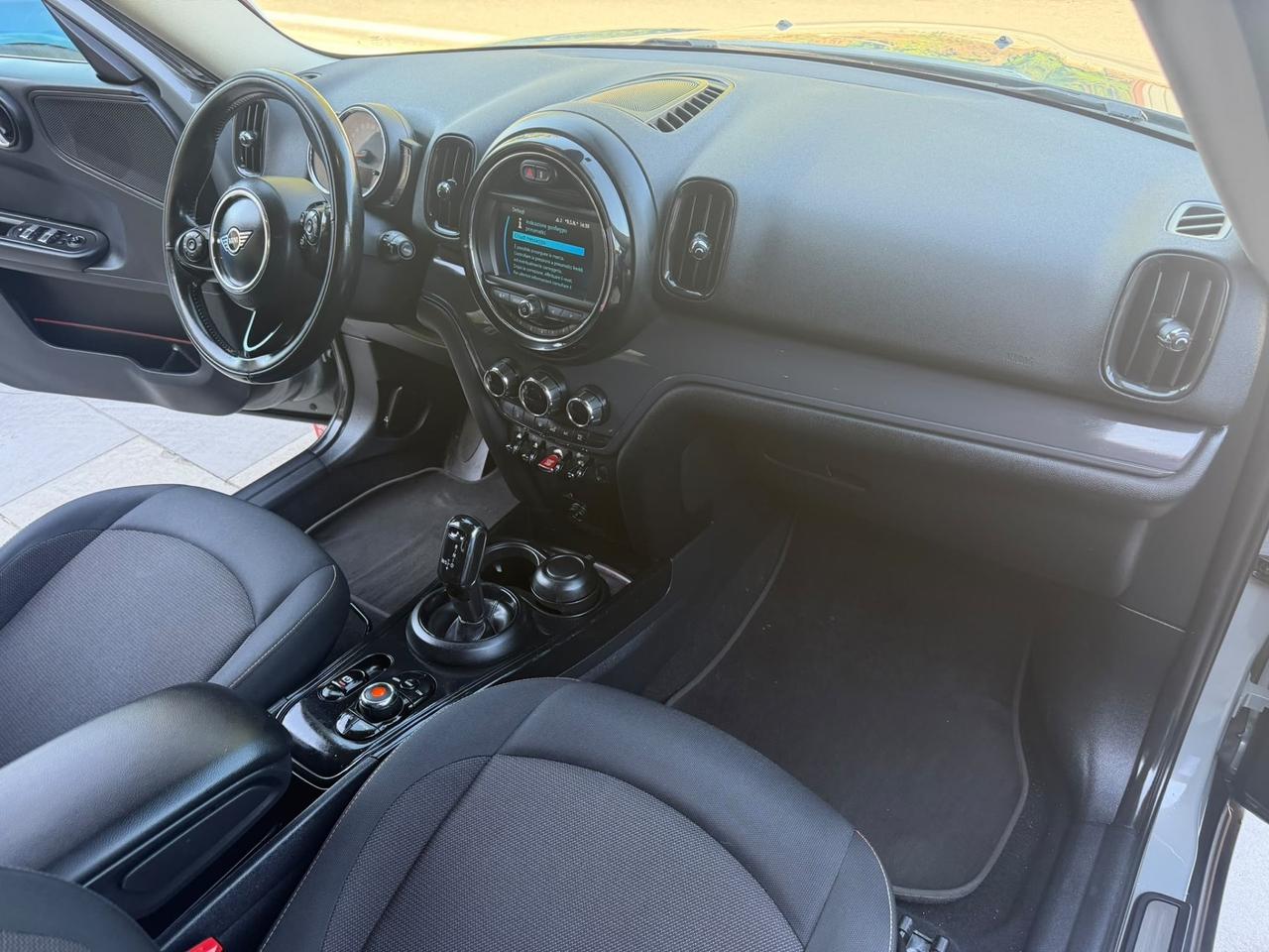 Mini Cooper D Countryman 1.5 One Hype