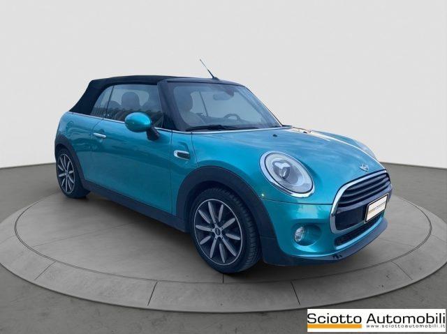MINI Mini 1.5 Cooper D Cabrio