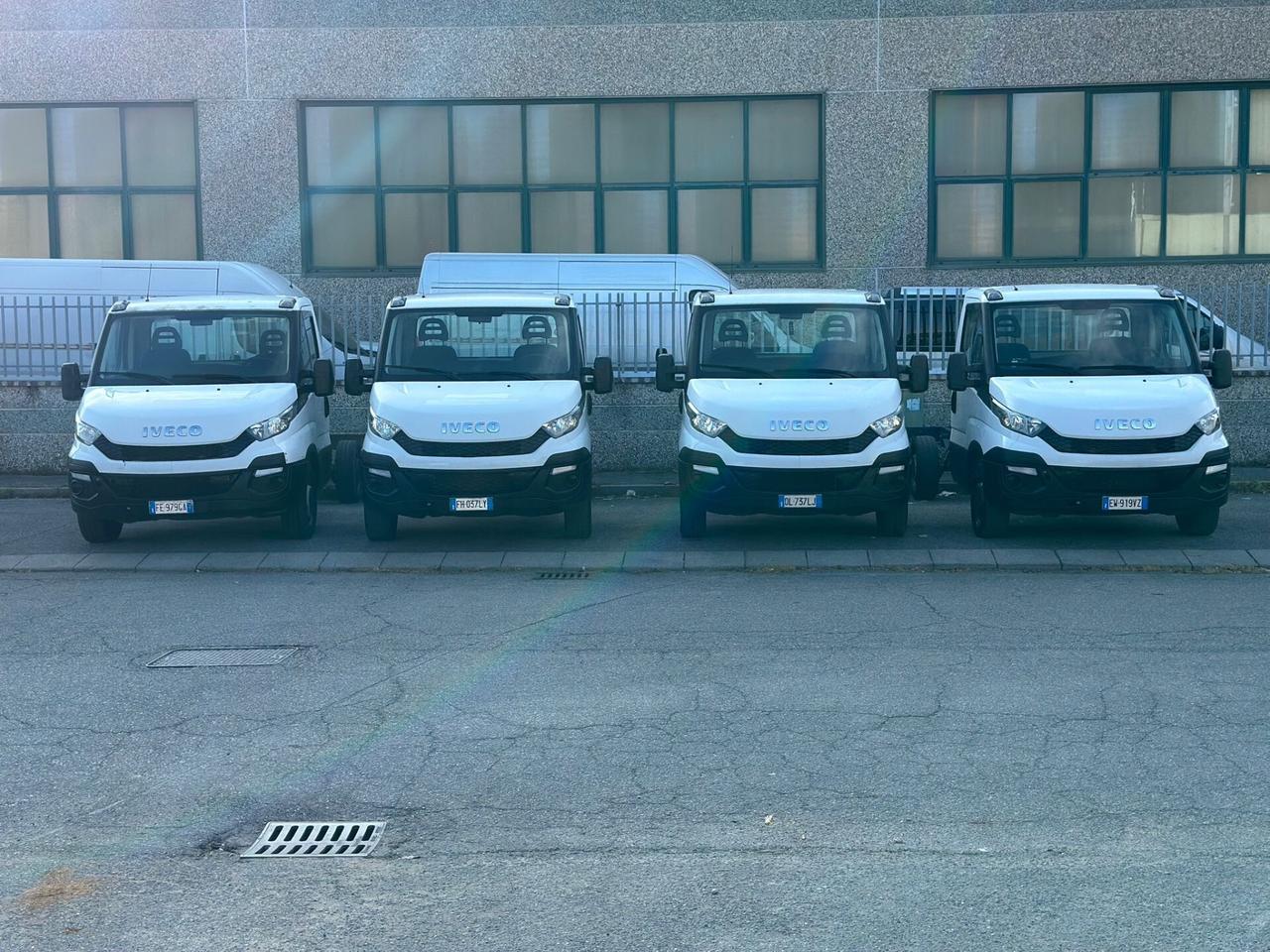 Iveco a telaio medello 35s13 passo 3.45