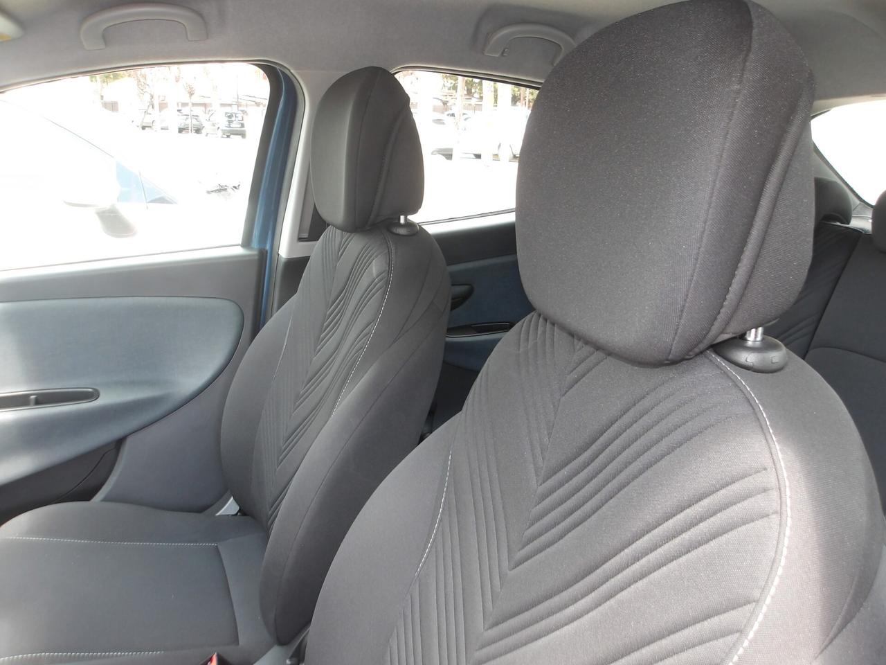 LANCIA YPSILON 1.0 HYBRID-KM 61.000