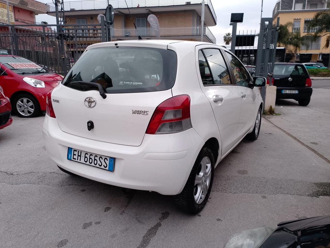 Toyota Yaris Cambio Automatico Prov. Nord Italia