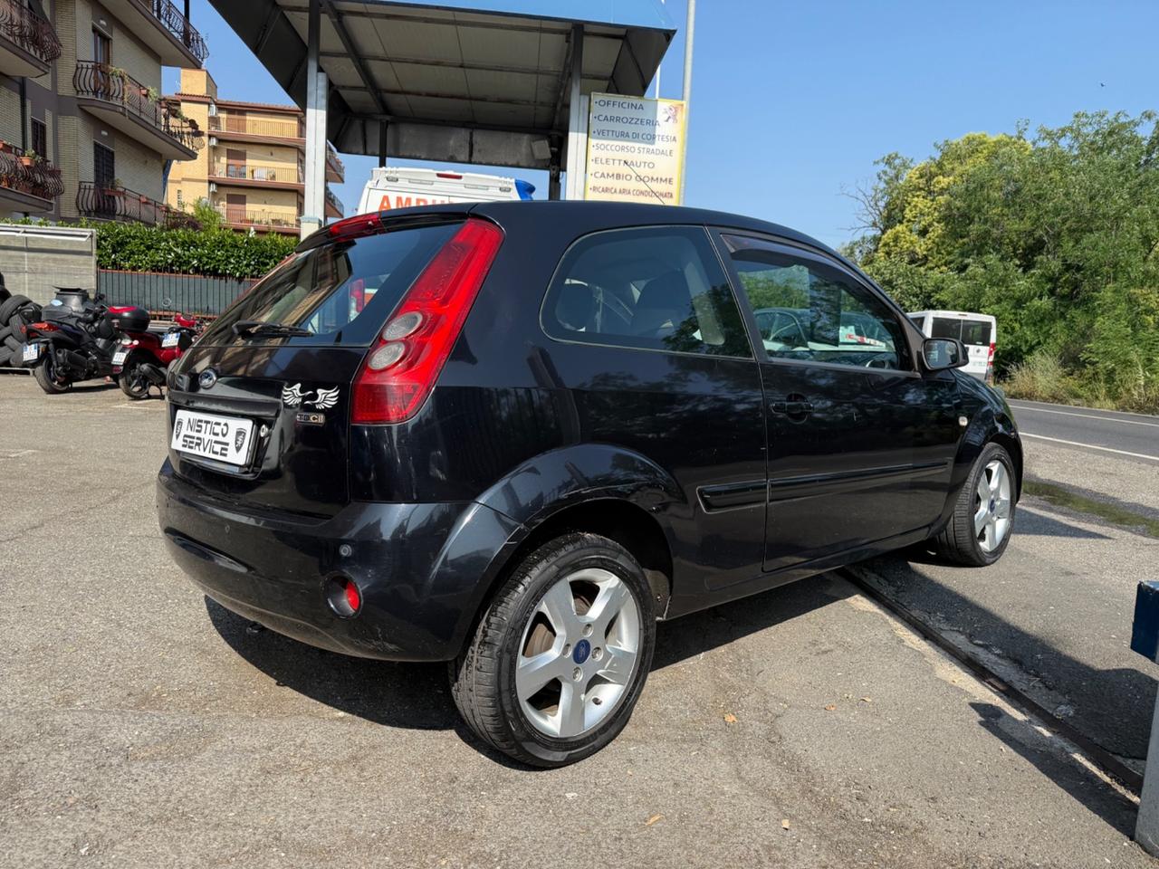 Ford Fiesta 1.6 TDCi 3p. Titanium