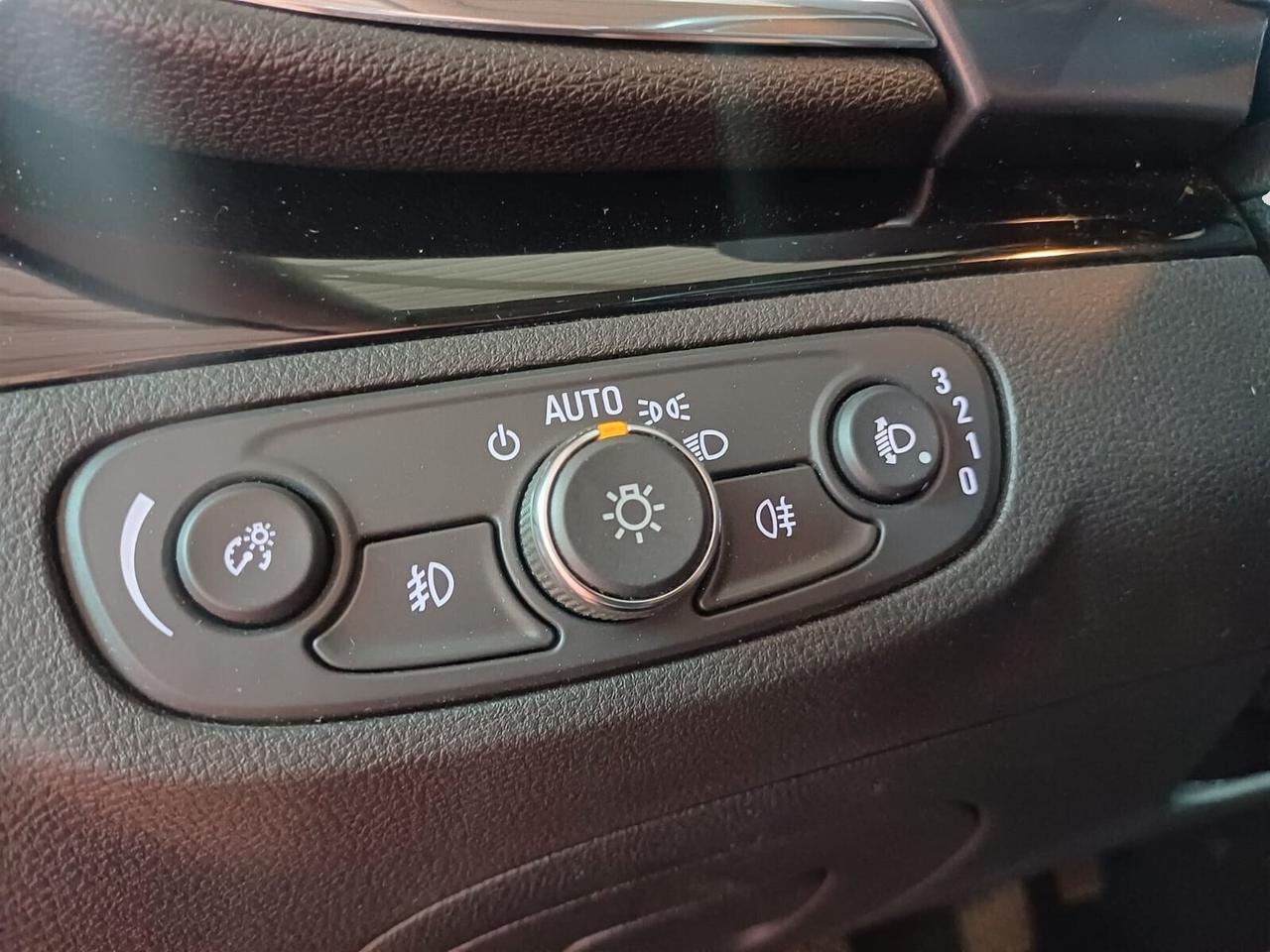 Opel Mokka X 1.4 Turbo 140CV | €181 al mese