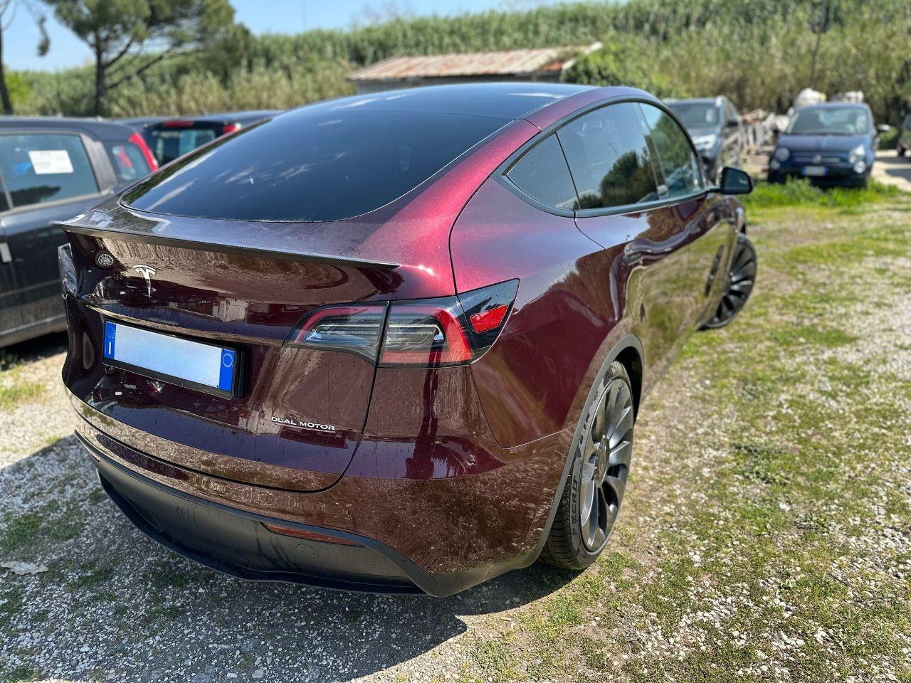 TESLA Model Y 2021 - Model Y Performance Dual Motor awd